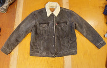Load image into Gallery viewer, Levi&#39;s Sherpa Jean Jacket Size L
